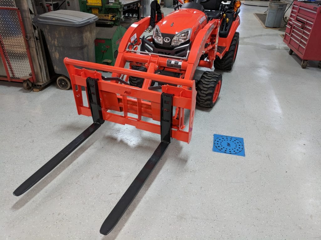 Kubota BX 36" Quick attach pallet forks attachments