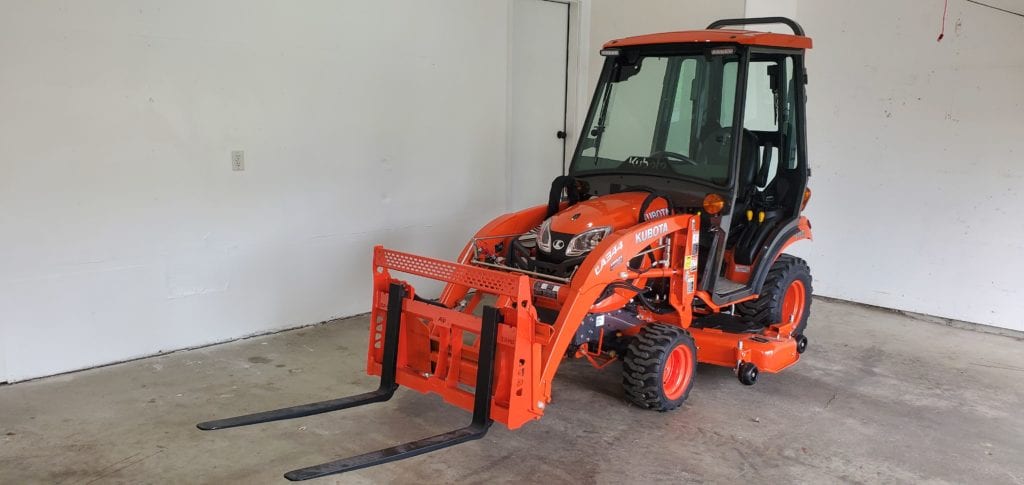 Kubota BX 36" Quick Attach SSQA Pallet Forks - Ai2 Products