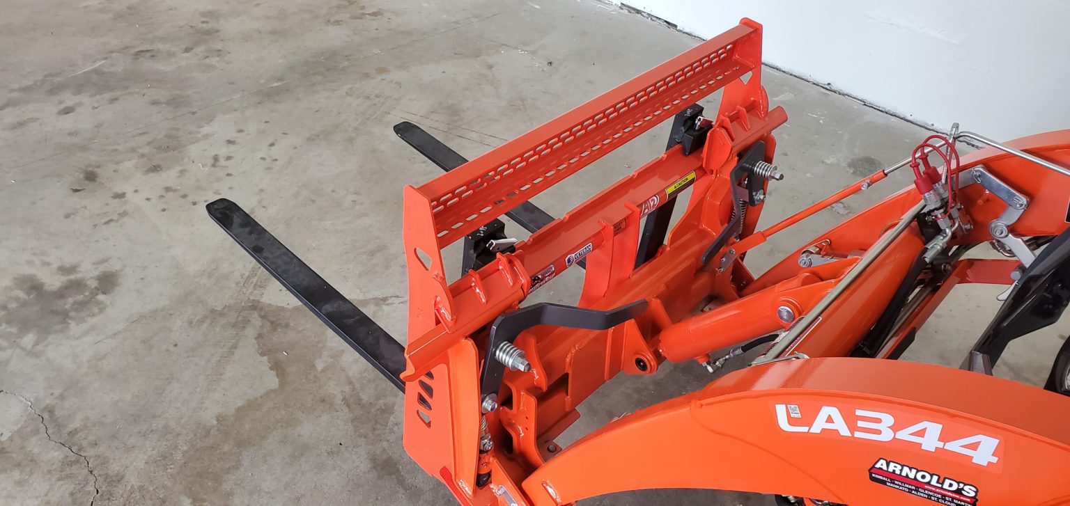 Kubota BX 36" Quick Attach SSQA Pallet Forks - Ai2 Products