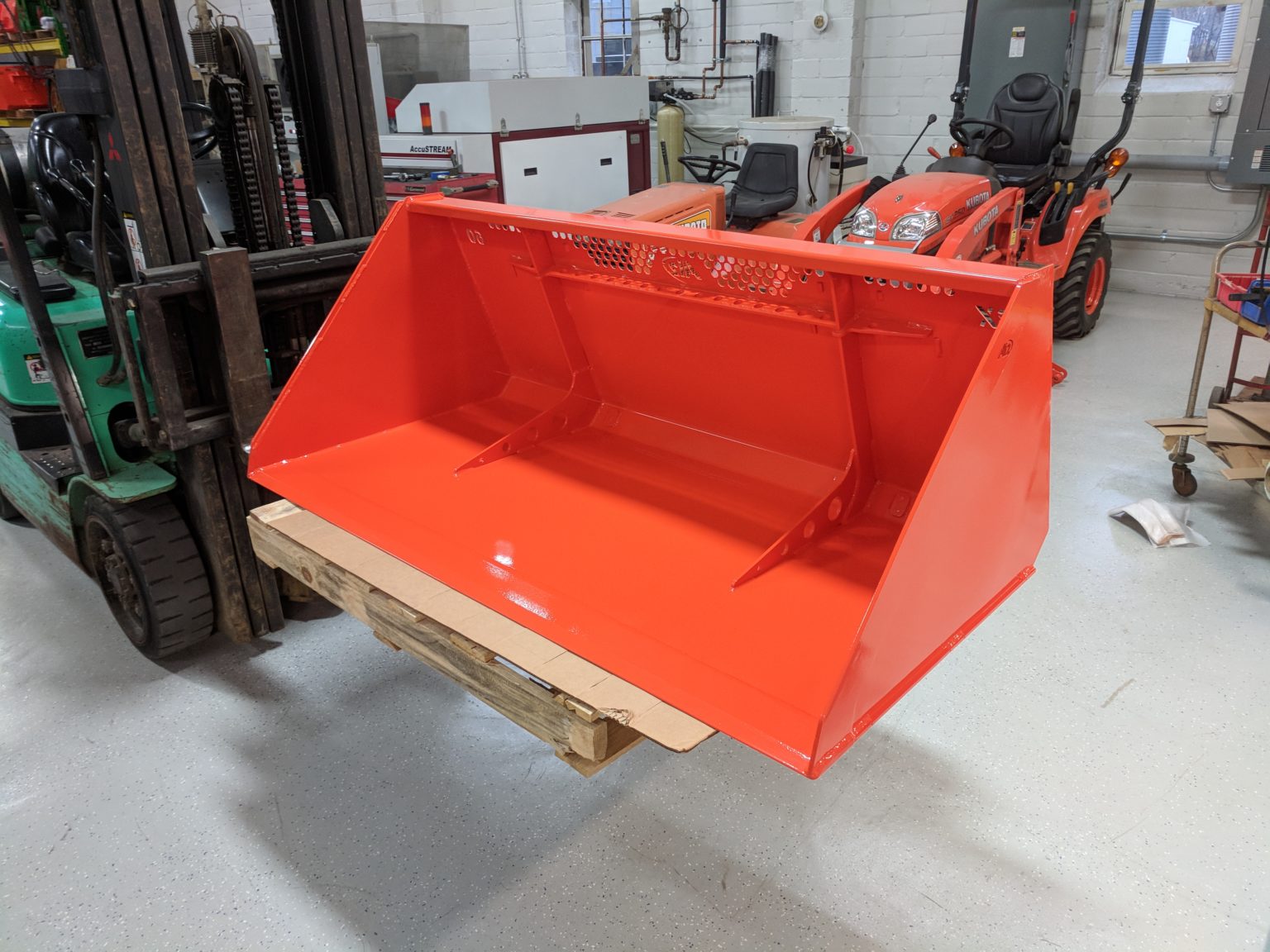 60" SSQA light material bucket Ai2 Products